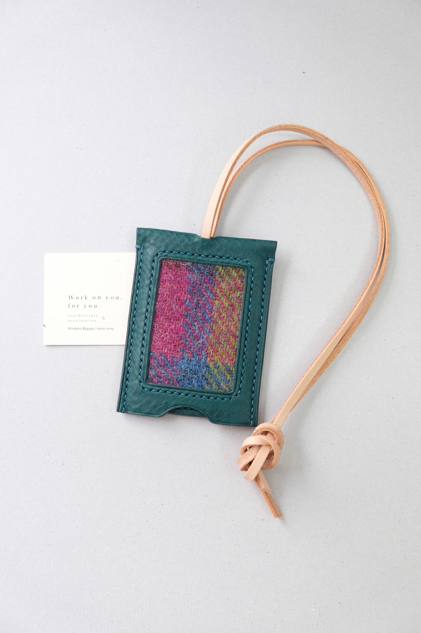 Harris Tweed 皮革拼布行李牌