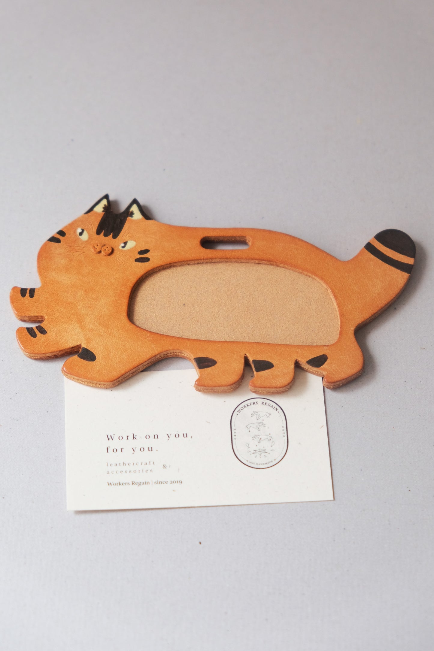 CAT「思議」行李掛牌 (即將於寄賣店上架)