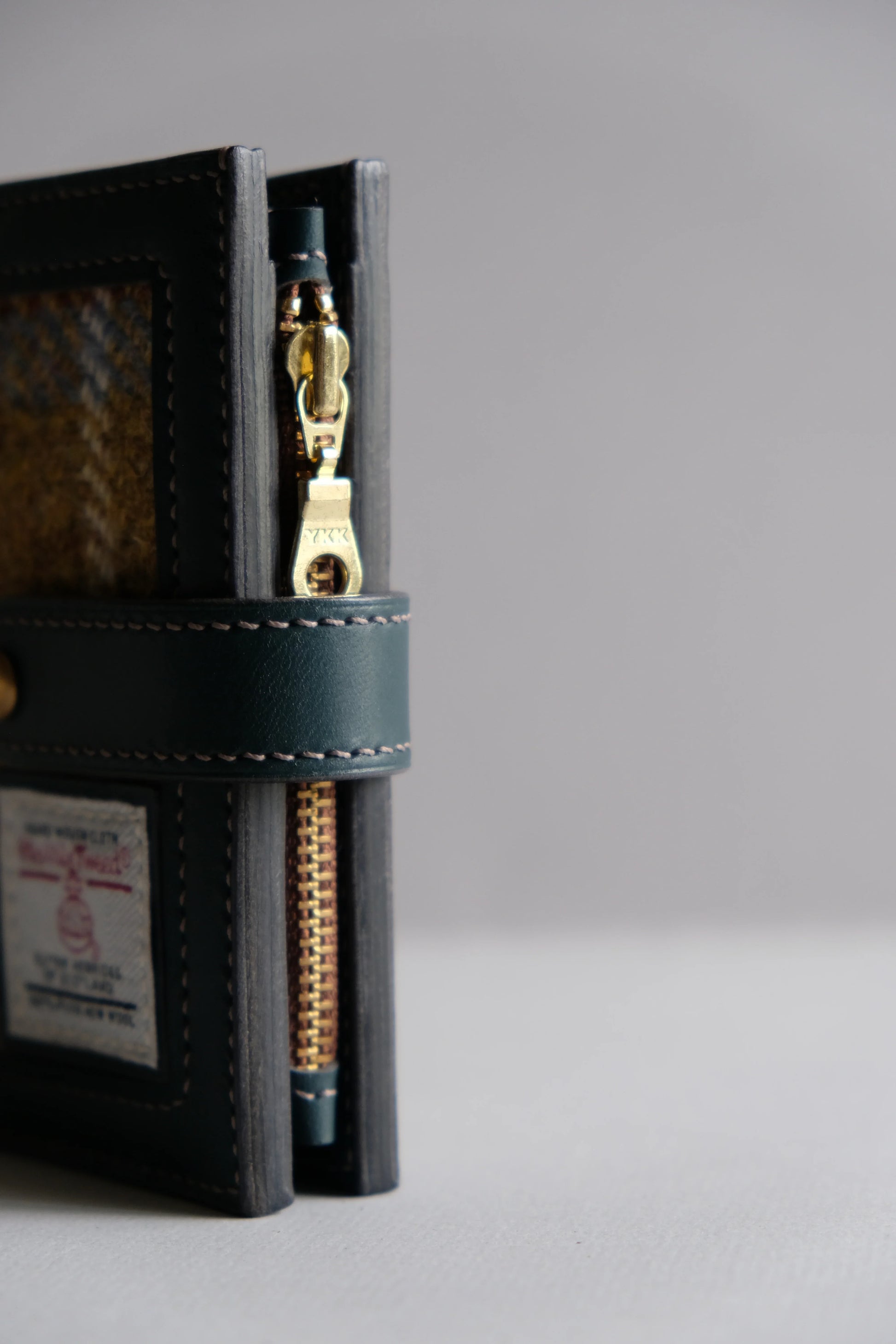 Harris Tweed 皮革拼布銀包 - Workers Regain