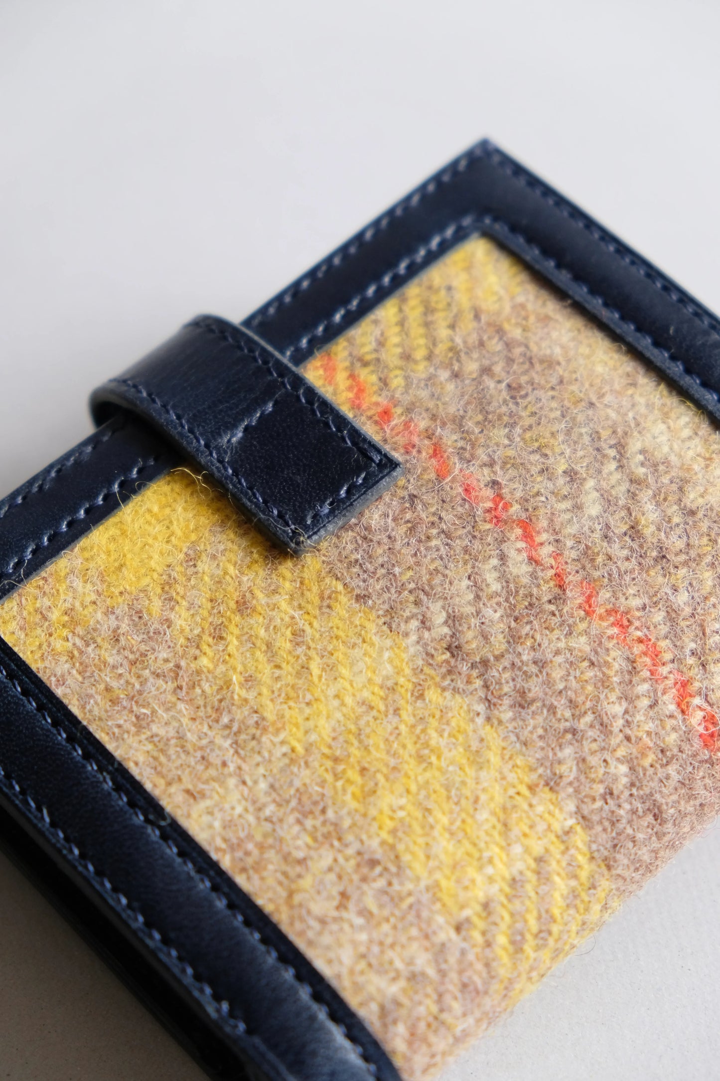 Harris Tweed 皮革拼布銀包 - Workers Regain